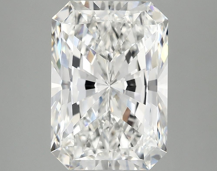 4.1 Carat Radiant Shaped Ideal Cut VVS2 IGI Certified Lab Grown Diamond