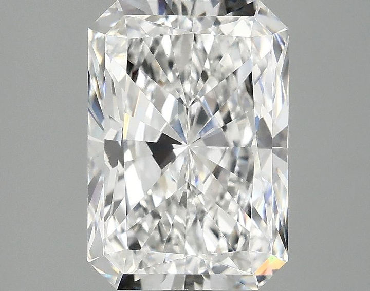 3.0 Carat Radiant Shaped Ideal Cut VS1 IGI Certified Lab Grown Diamond