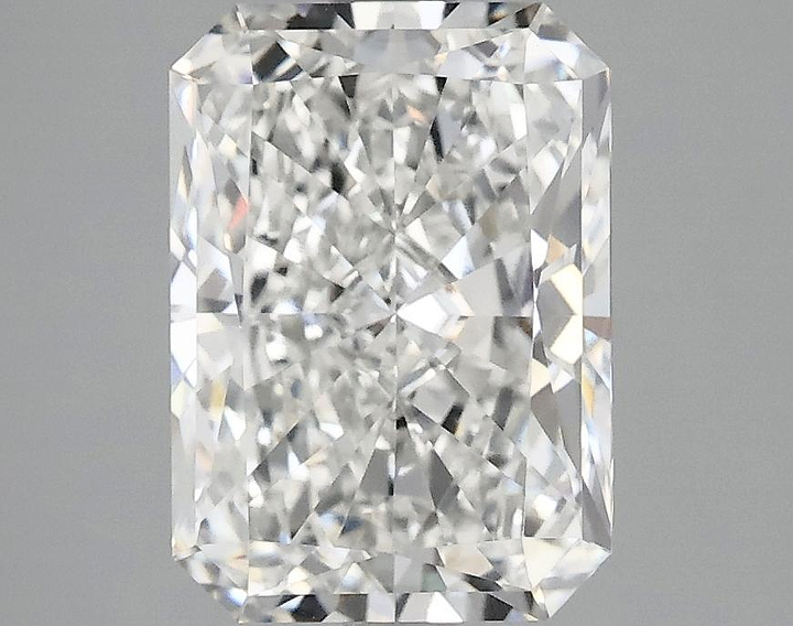2.94 Carat Radiant Shaped Ideal Cut VVS2 IGI Certified Lab Grown Diamond