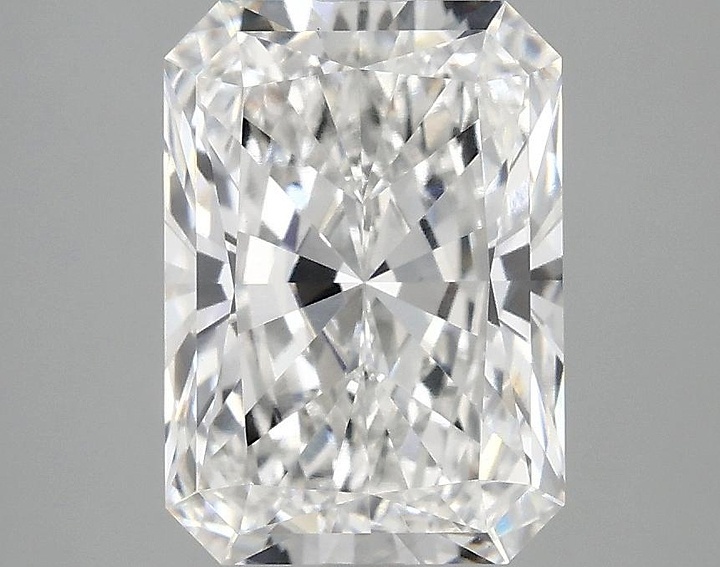 2.97 Carat Radiant Shaped Ideal Cut VVS2 IGI Certified Lab Grown Diamond