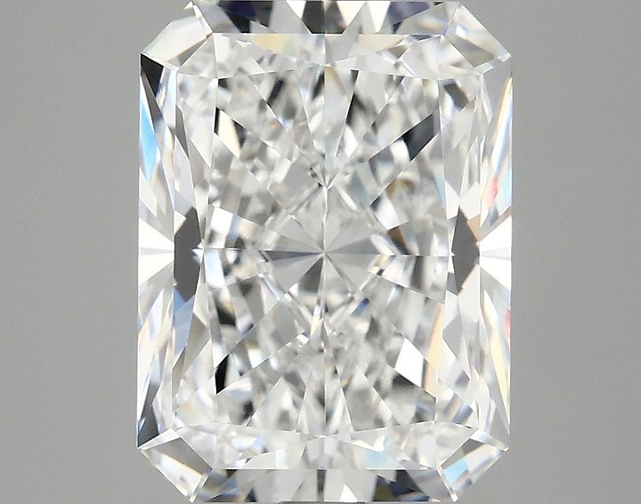 4.0 Carat Radiant Shaped Excellent Cut VVS2 IGI Certified Lab Grown Diamond