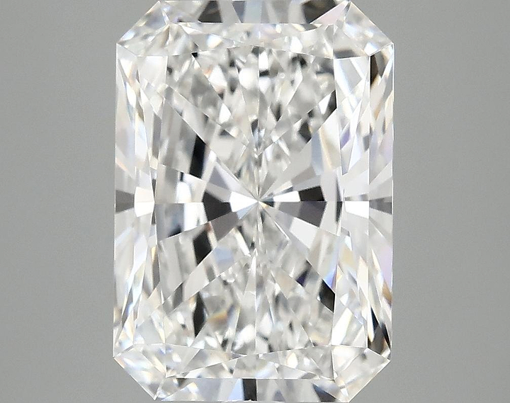 4.09 Carat Radiant Shaped Ideal Cut VVS2 IGI Certified Lab Grown Diamond