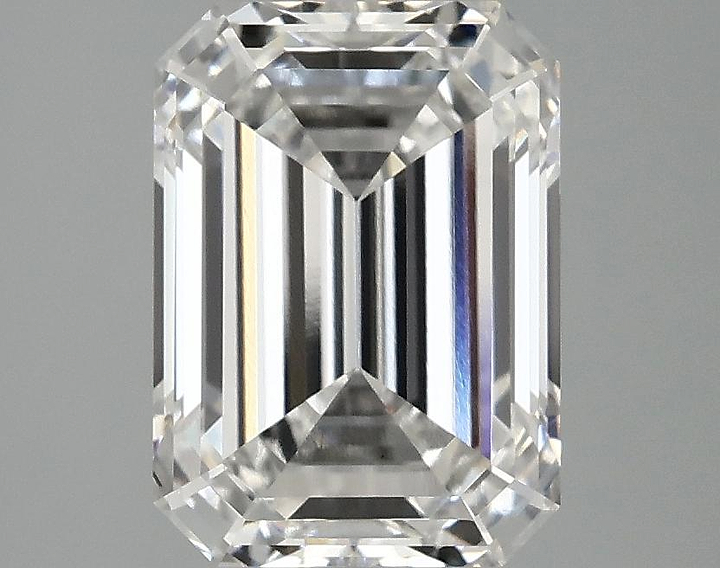 3.09 Carat Emerald Shaped Excellent Cut VS1 IGI Certified Lab Grown Diamond