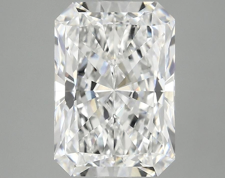 2.99 Carat Radiant Shaped Ideal Cut VVS2 IGI Certified Lab Grown Diamond