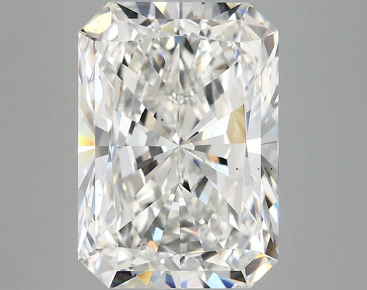 4.04 Carat Radiant Shaped Ideal Cut VS2 IGI Certified Lab Grown Diamond