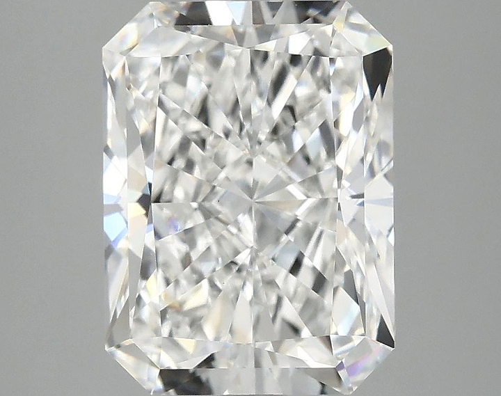 4.16 Carat Radiant Shaped Excellent Cut VVS2 IGI Certified Lab Grown Diamond