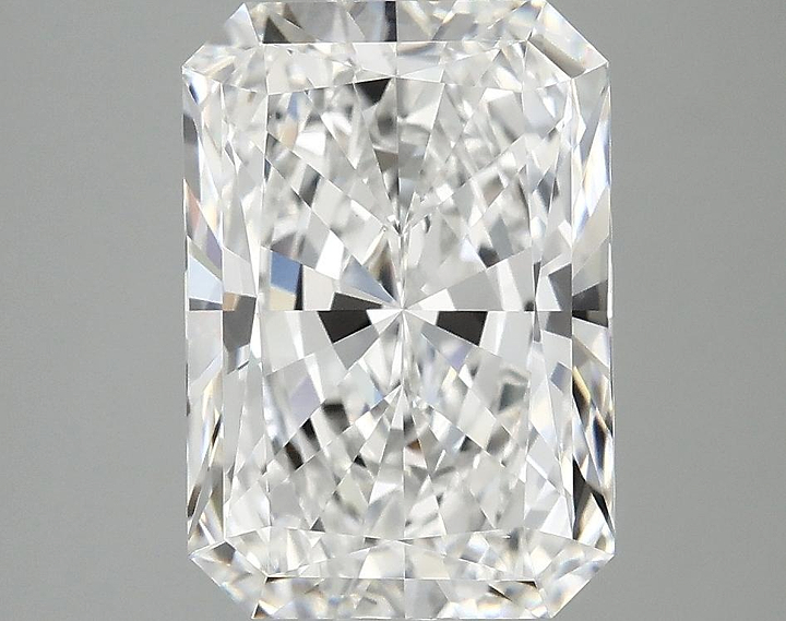 3.71 Carat Radiant Shaped Ideal Cut VS1 IGI Certified Lab Grown Diamond