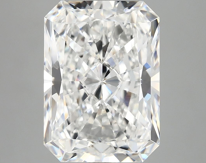 4.99 Carat Radiant Shaped Excellent Cut VVS2 IGI Certified Lab Grown Diamond
