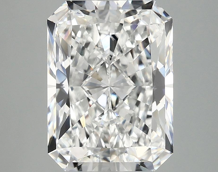 4.0 Carat Radiant Shaped Excellent Cut VS1 IGI Certified Lab Grown Diamond