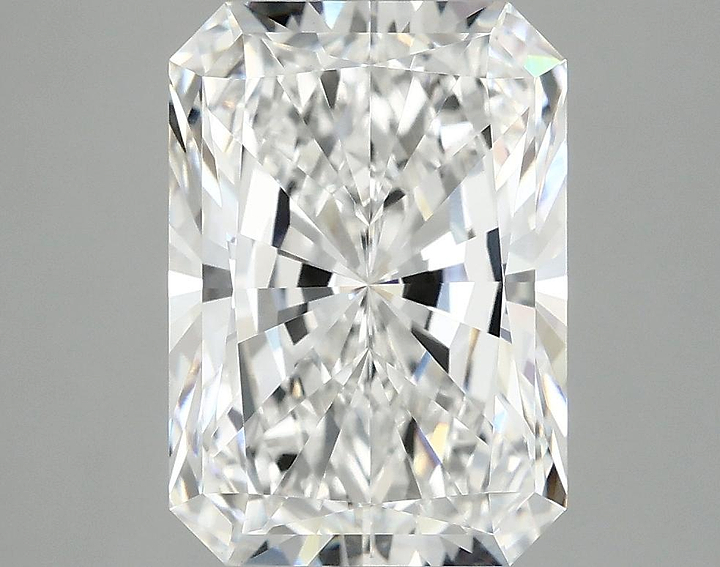 4.07 Carat Radiant Shaped Ideal Cut VVS2 IGI Certified Lab Grown Diamond