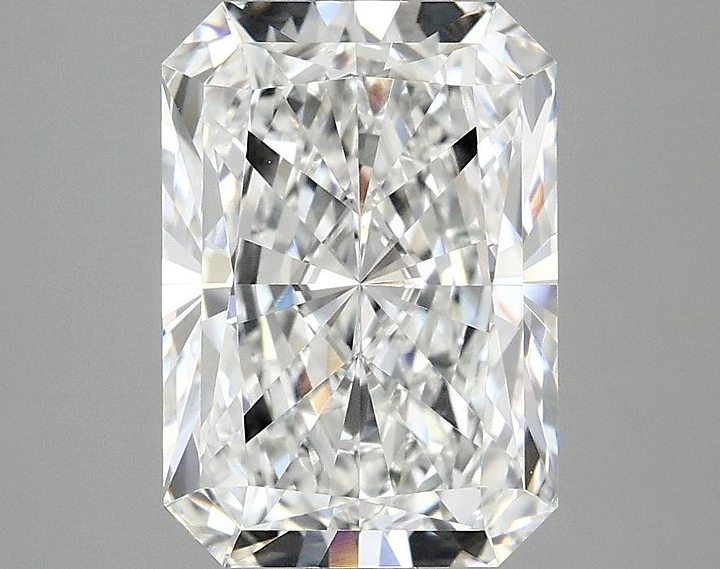 3.08 Carat Radiant Shaped Ideal Cut VVS2 IGI Certified Lab Grown Diamond