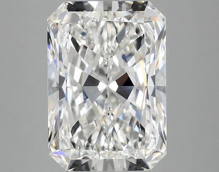 3.97 Carat Radiant Shaped Ideal Cut VVS2 IGI Certified Lab Grown Diamond