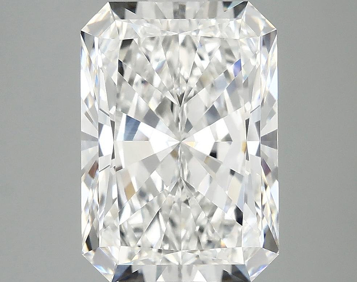 4.02 Carat Radiant Shaped Ideal Cut VS1 IGI Certified Lab Grown Diamond