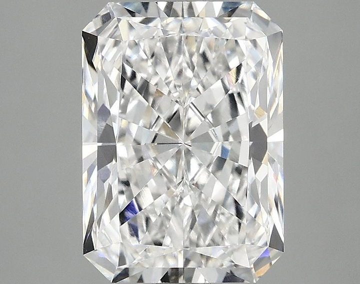 3.05 Carat Radiant Shaped Ideal Cut VVS2 IGI Certified Lab Grown Diamond