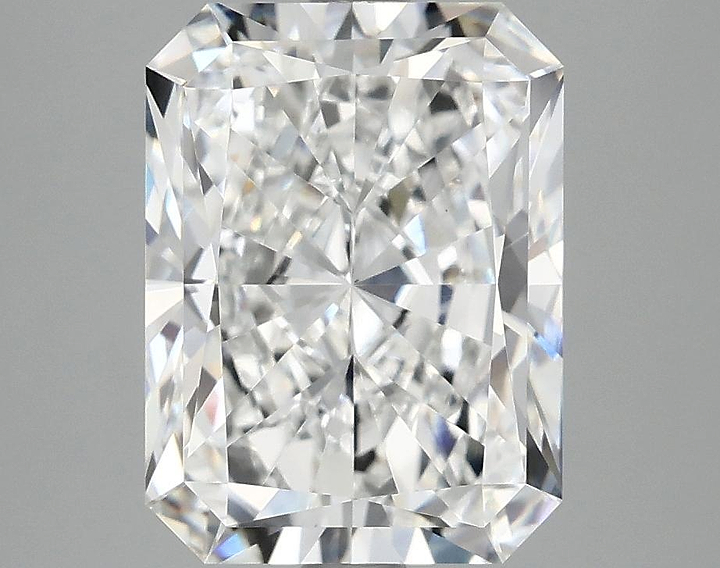 4.07 Carat Radiant Shaped Excellent Cut VVS2 IGI Certified Lab Grown Diamond