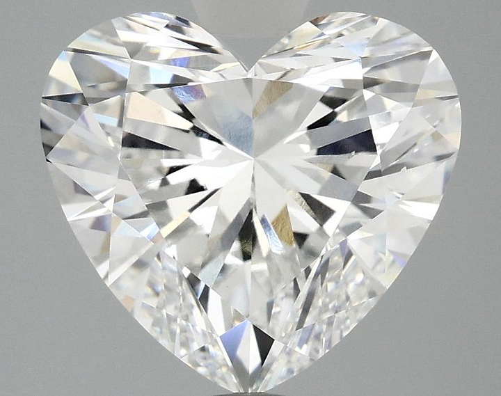 4.06 Carat Heart Shaped Ideal Cut VS2 IGI Certified Lab Grown Diamond
