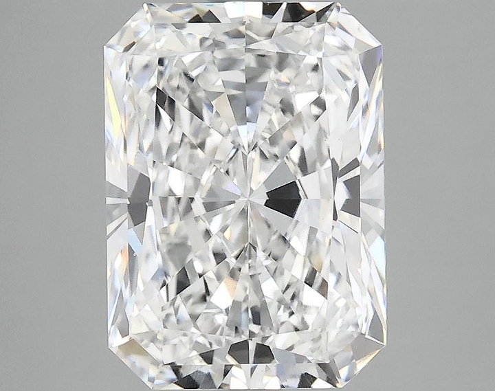 3.93 Carat Radiant Shaped Excellent Cut VVS2 IGI Certified Lab Grown Diamond