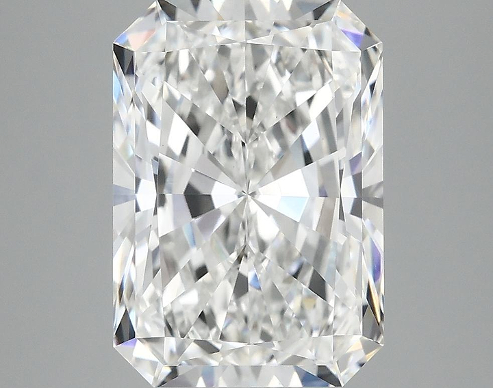 4.08 Carat Radiant Shaped Ideal Cut VVS2 IGI Certified Lab Grown Diamond
