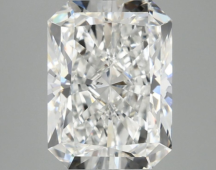 4.05 Carat Radiant Shaped Excellent Cut VVS2 IGI Certified Lab Grown Diamond