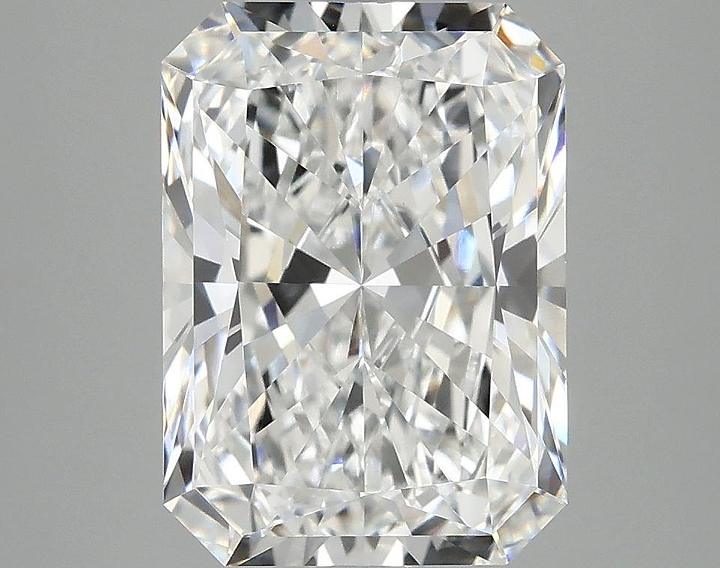 4.06 Carat Radiant Shaped Ideal Cut VVS2 IGI Certified Lab Grown Diamond
