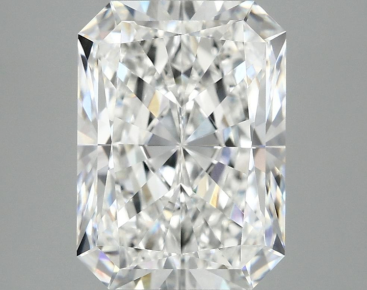 4.21 Carat Radiant Shaped Excellent Cut VVS2 IGI Certified Lab Grown Diamond