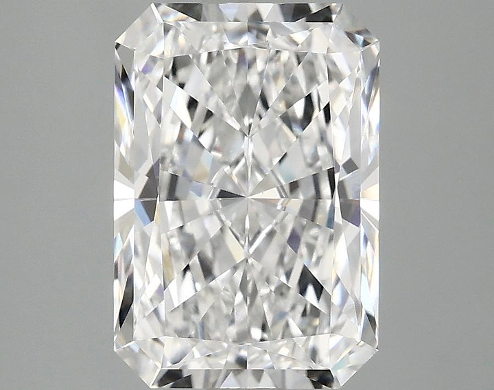3.03 Carat Radiant Shaped Ideal Cut VVS2 IGI Certified Lab Grown Diamond