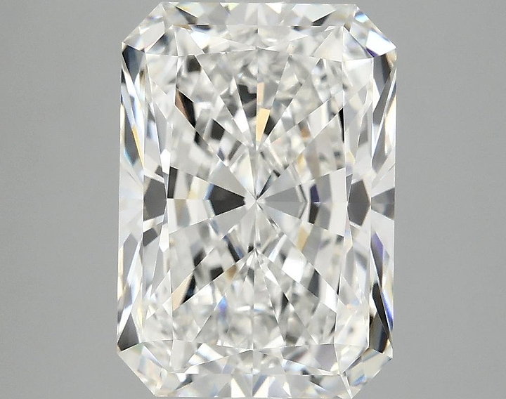 4.08 Carat Radiant Shaped Ideal Cut VVS2 IGI Certified Lab Grown Diamond