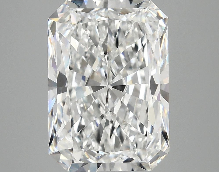 4.05 Carat Radiant Shaped Ideal Cut VVS2 IGI Certified Lab Grown Diamond