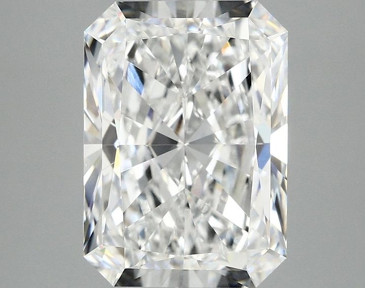 4.0 Carat Radiant Shaped Ideal Cut VVS2 IGI Certified Lab Grown Diamond
