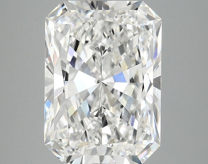 4.06 Carat Radiant Shaped Ideal Cut VS1 IGI Certified Lab Grown Diamond