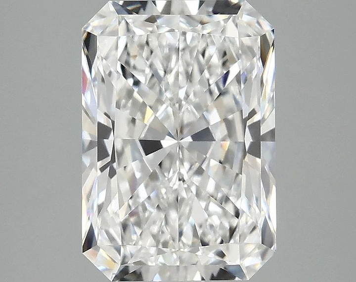 3.1 Carat Radiant Shaped Ideal Cut VVS2 IGI Certified Lab Grown Diamond