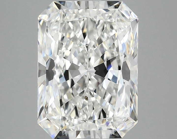 4.07 Carat Radiant Shaped Excellent Cut VVS2 IGI Certified Lab Grown Diamond