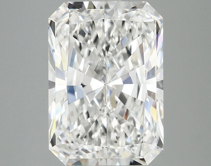 3.99 Carat Radiant Shaped Ideal Cut VVS2 IGI Certified Lab Grown Diamond