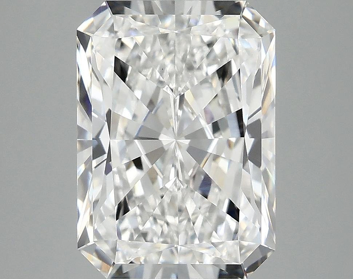 4.13 Carat Radiant Shaped Ideal Cut VVS2 IGI Certified Lab Grown Diamond