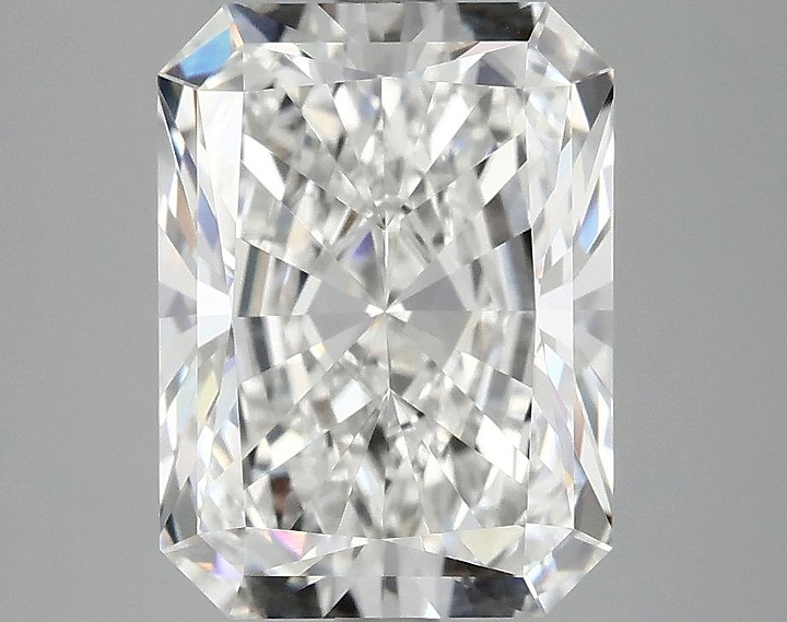 3.99 Carat Radiant Shaped Excellent Cut VS1 IGI Certified Lab Grown Diamond