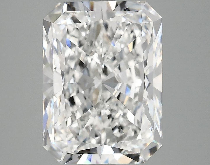 4.95 Carat Radiant Shaped Excellent Cut VS1 IGI Certified Lab Grown Diamond