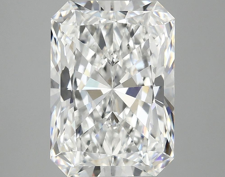4.1 Carat Radiant Shaped Ideal Cut VVS2 IGI Certified Lab Grown Diamond