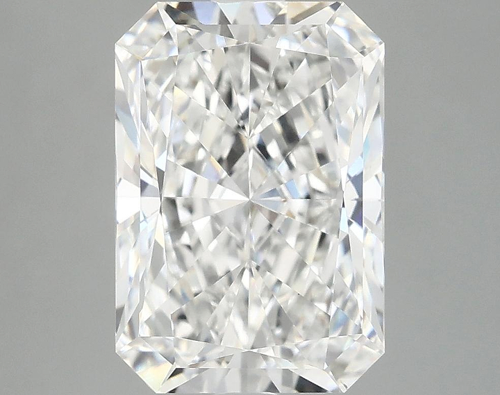 3.85 Carat Radiant Shaped Ideal Cut VS1 IGI Certified Lab Grown Diamond
