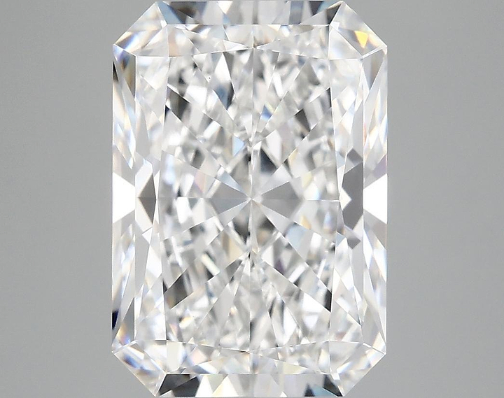 4.99 Carat Radiant Shaped Ideal Cut VVS2 IGI Certified Lab Grown Diamond