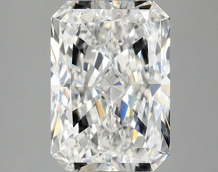 3.0 Carat Radiant Shaped Ideal Cut VS1 IGI Certified Lab Grown Diamond