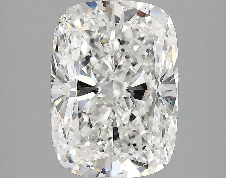 2.64 Carat Cushion Shaped Excellent Cut SI1 IGI Certified Lab Grown Diamond