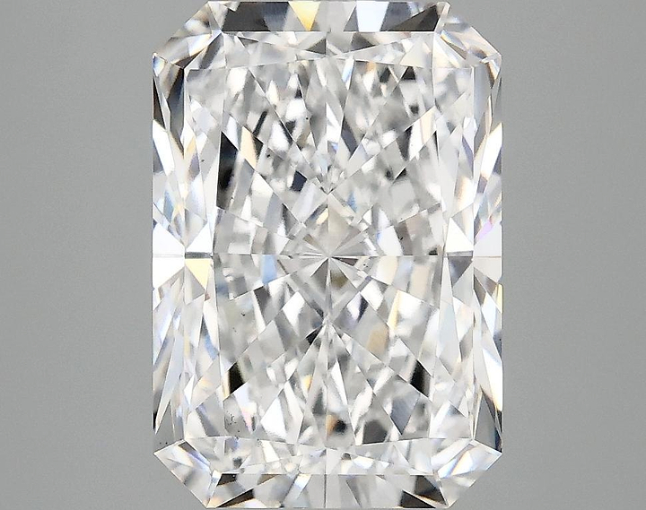 3.86 Carat Radiant Shaped Ideal Cut VS2 IGI Certified Lab Grown Diamond