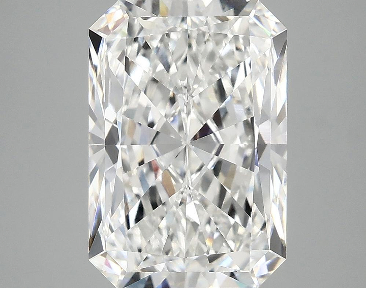 4.09 Carat Radiant Shaped Ideal Cut VVS2 IGI Certified Lab Grown Diamond