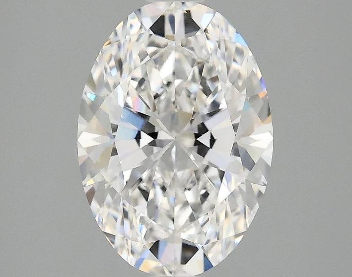2.1 Carat Oval Shaped Ideal Cut VS1 IGI Certified Lab Grown Diamond
