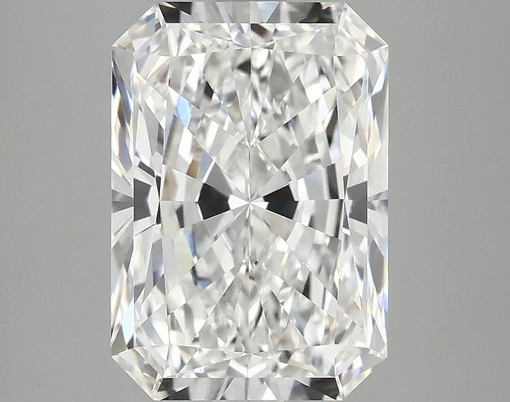 3.96 Carat Radiant Shaped Ideal Cut VVS2 IGI Certified Lab Grown Diamond