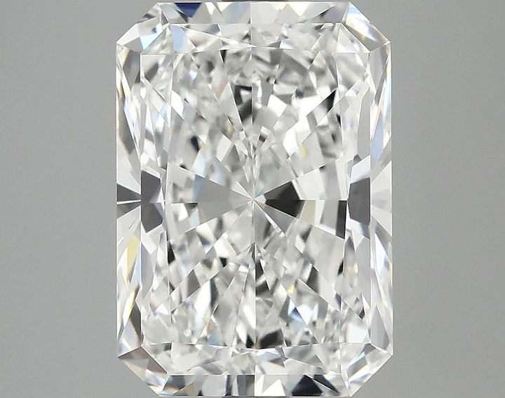 4.06 Carat Radiant Shaped Ideal Cut VVS2 IGI Certified Lab Grown Diamond