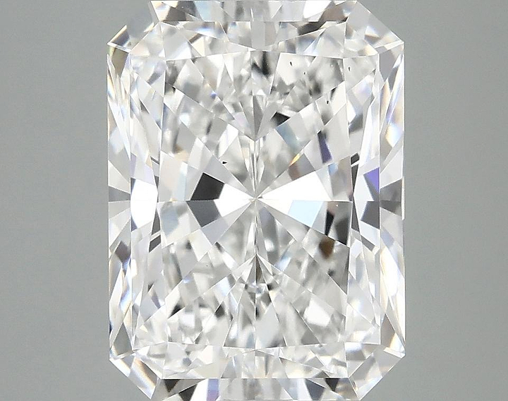 4.02 Carat Radiant Shaped Excellent Cut VS2 IGI Certified Lab Grown Diamond