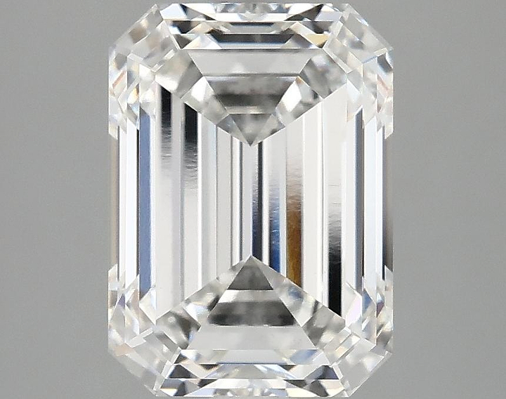 3.05 Carat Emerald Shaped Excellent Cut VS1 IGI Certified Lab Grown Diamond