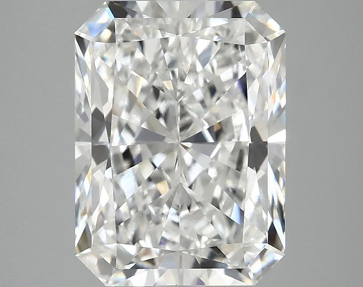 3.87 Carat Radiant Shaped Excellent Cut VVS2 IGI Certified Lab Grown Diamond
