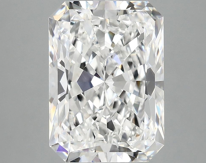 4.03 Carat Radiant Shaped Ideal Cut VVS2 IGI Certified Lab Grown Diamond